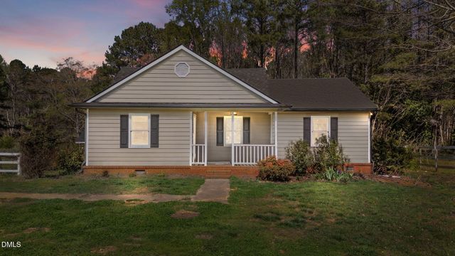 104 Riverbend Drive, Clayton, NC 27527