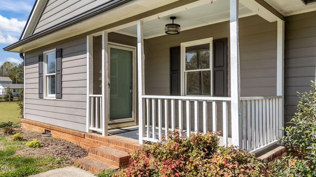 104 Riverbend Drive, Clayton, NC 27527
