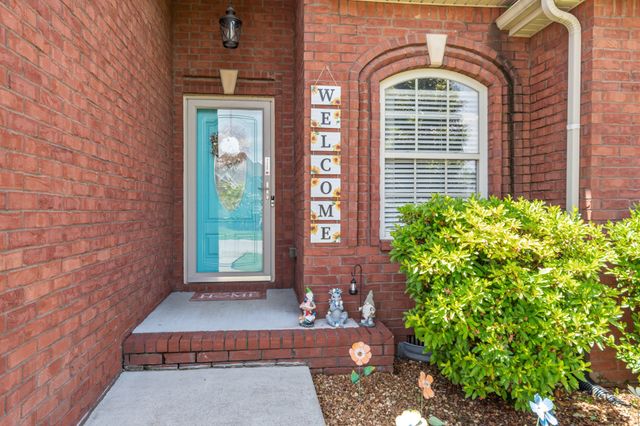 1386 Bruceton Dr, Clarksville, TN 37042