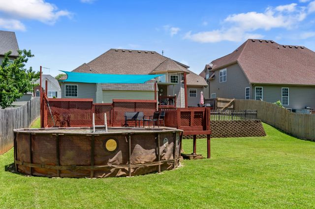 1386 Bruceton Dr, Clarksville, TN 37042