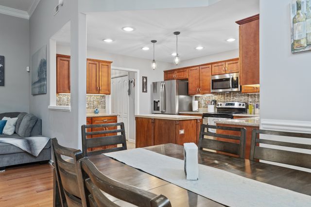 1386 Bruceton Dr, Clarksville, TN 37042