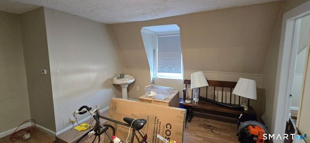 62-64 Capen Street, Hartford, CT 06120