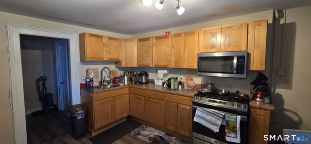 62-64 Capen Street, Hartford, CT 06120