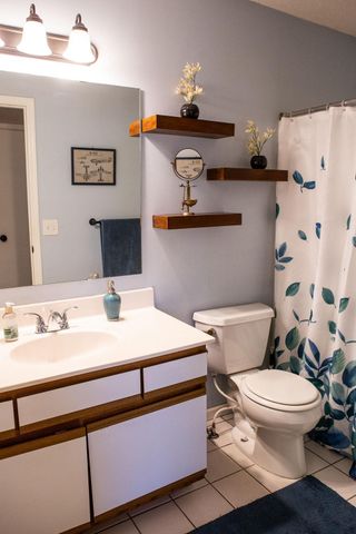 2556 Lockwood Drive 59, Mendota Heights, MN 55120