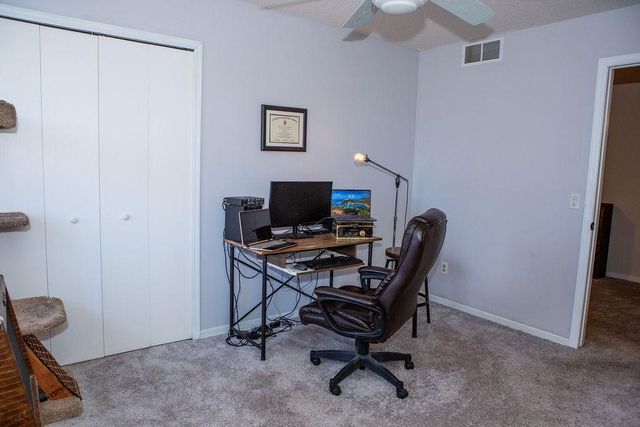 2556 Lockwood Drive 59, Mendota Heights, MN 55120