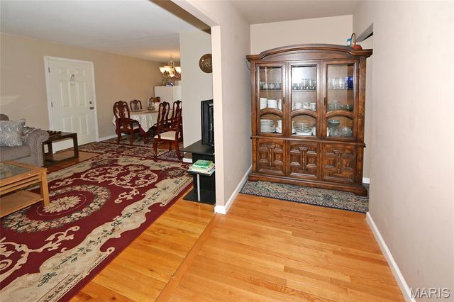 3365 Brunswick Drive, Florissant, MO 63033