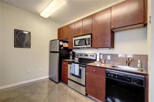 2505 San Gabriel ST 104, Austin, TX 78705