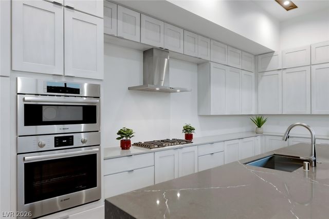 30 Sand Star Lane, Henderson, NV 89011