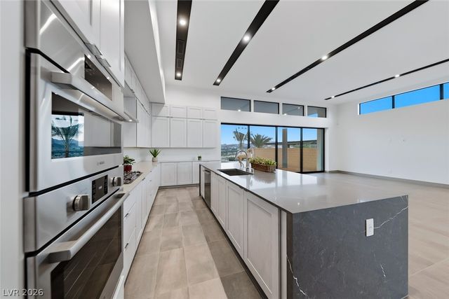 30 Sand Star Lane, Henderson, NV 89011
