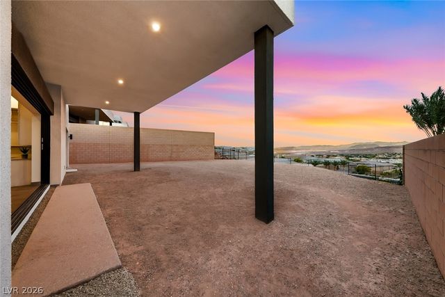 30 Sand Star Lane, Henderson, NV 89011
