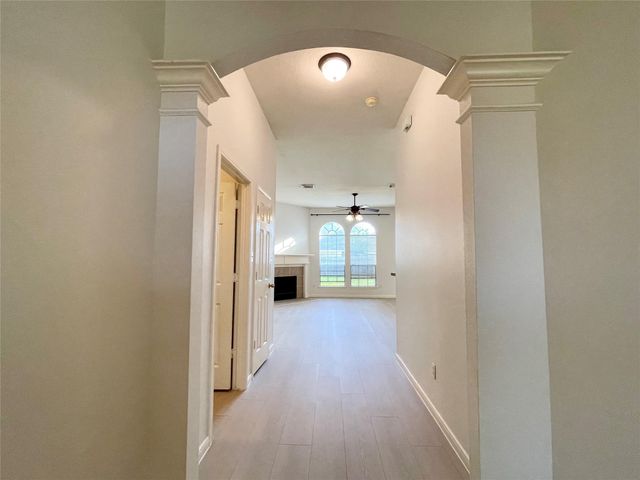 5822 Carta Valley Lane, Richmond, TX 77469