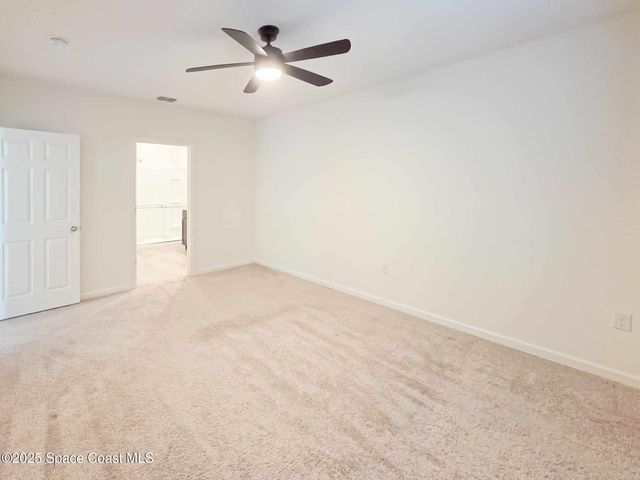 287 Guinevere Drive SW, Palm Bay, FL 32908