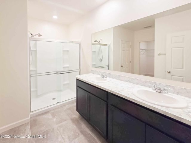 287 Guinevere Drive SW, Palm Bay, FL 32908