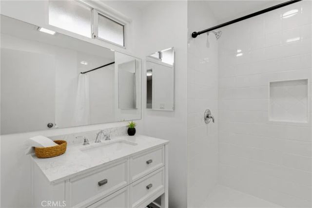 3205 E Point Cedar, West Covina, CA 91792