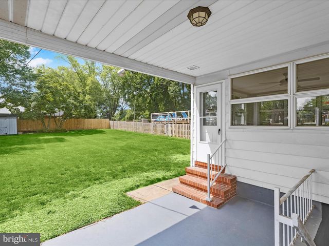4223 SOTH AVE, Nottingham, MD 21236