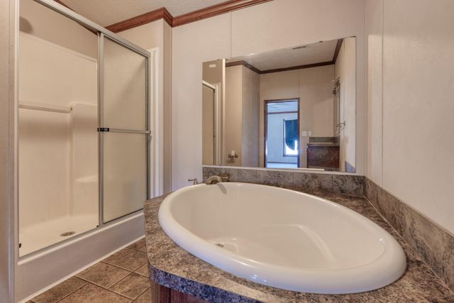 8 Capital Road, Edgewood, NM 87015