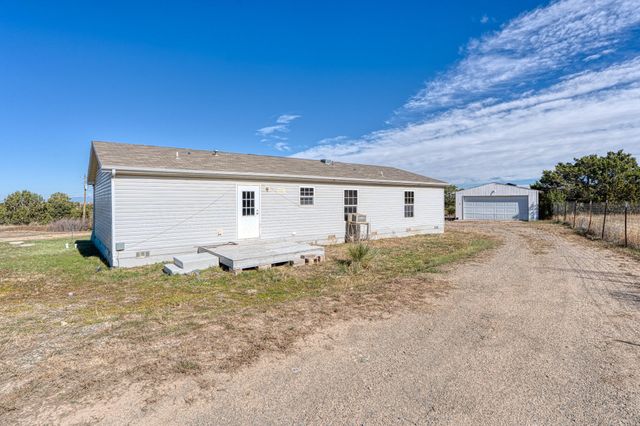 8 Capital Road, Edgewood, NM 87015