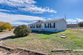 8 Capital Road, Edgewood, NM 87015
