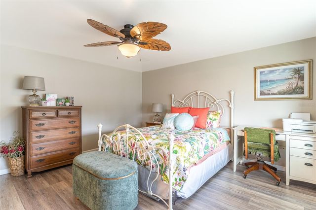 1818 BLUE LAKE DRIVE, Lakeland, FL 33801