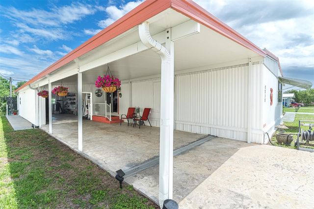 1818 BLUE LAKE DRIVE, Lakeland, FL 33801