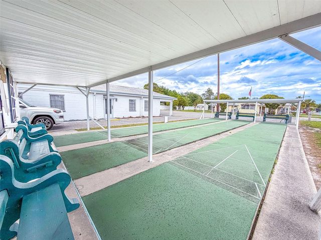 1818 BLUE LAKE DRIVE, Lakeland, FL 33801