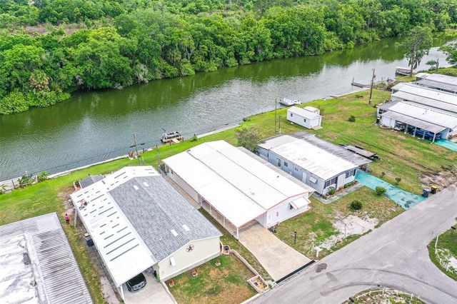 1818 BLUE LAKE DRIVE, Lakeland, FL 33801