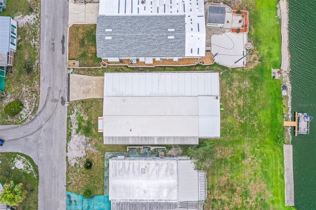 1818 BLUE LAKE DRIVE, Lakeland, FL 33801