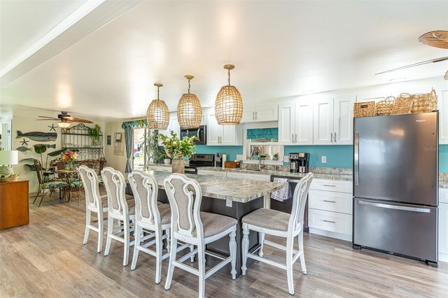 1818 BLUE LAKE DRIVE, Lakeland, FL 33801