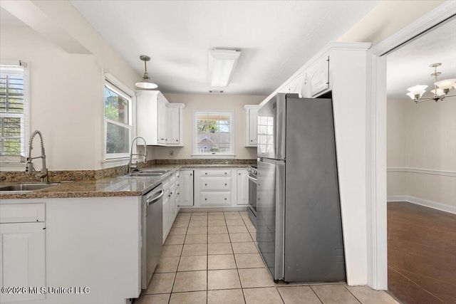 1618 Pear Orchard Place, Jackson, MS 39211