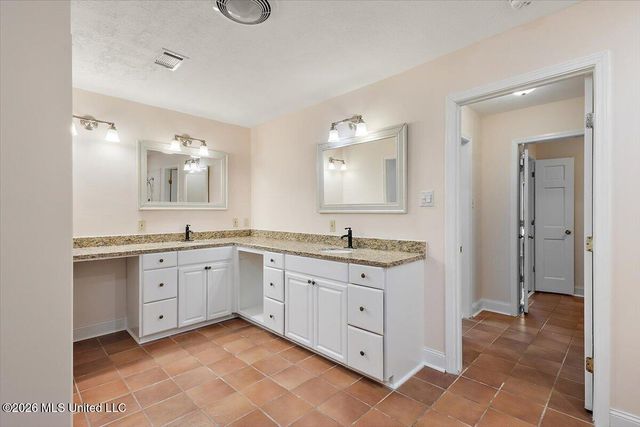 1618 Pear Orchard Place, Jackson, MS 39211