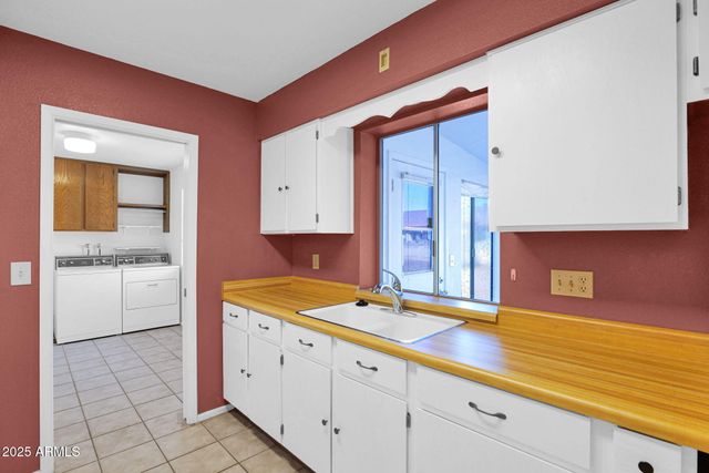 8250 E LOMITA Avenue, Mesa, AZ 85209