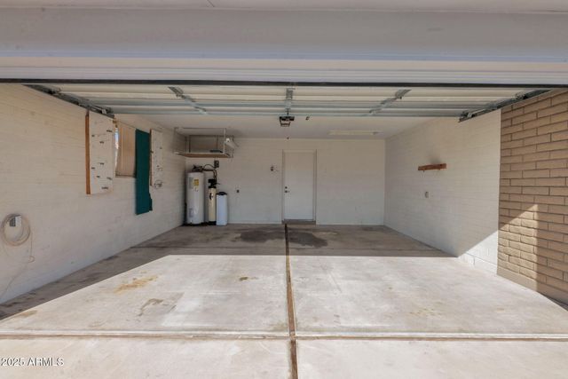 8250 E LOMITA Avenue, Mesa, AZ 85209