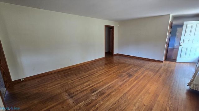 250 Baby LN, Mathews, VA 23109