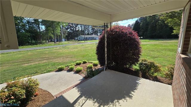 250 Baby LN, Mathews, VA 23109