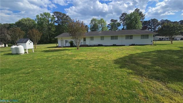 250 Baby LN, Mathews, VA 23109