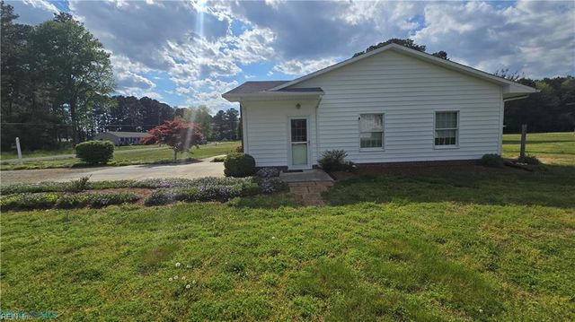 250 Baby LN, Mathews, VA 23109