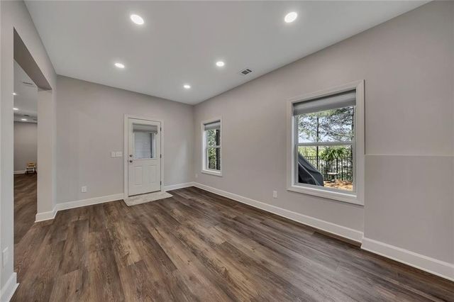 419 Canyon Creek Landing, Canton, GA 30114