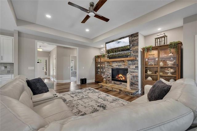 419 Canyon Creek Landing, Canton, GA 30114