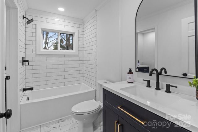 805 East Street, Albemarle, NC 28001
