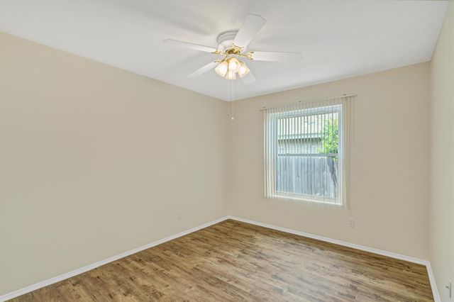1900 Avante DR, Cedar Park, TX 78613
