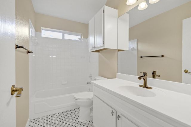 1900 Avante DR, Cedar Park, TX 78613