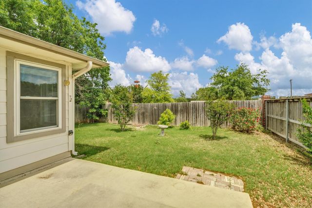 1900 Avante DR, Cedar Park, TX 78613