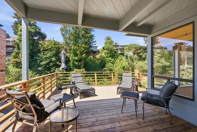 533 Riverview Drive, Capitola, CA 95010