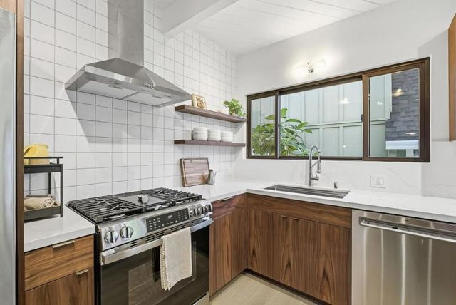 533 Riverview Drive, Capitola, CA 95010