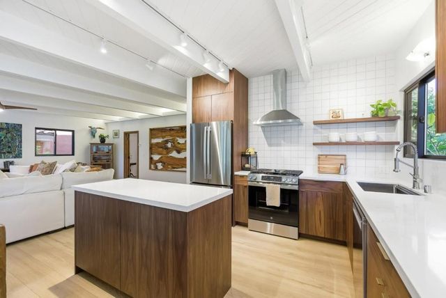 533 Riverview Drive, Capitola, CA 95010