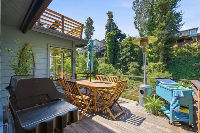 533 Riverview Drive, Capitola, CA 95010