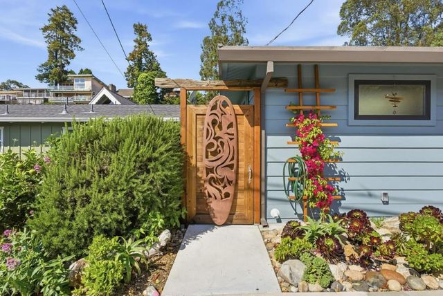 533 Riverview Drive, Capitola, CA 95010