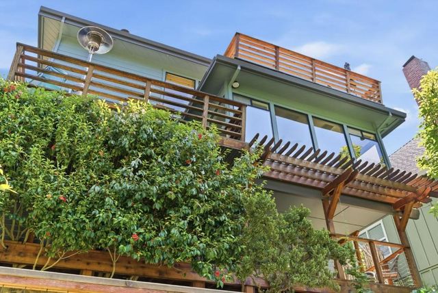 533 Riverview Drive, Capitola, CA 95010