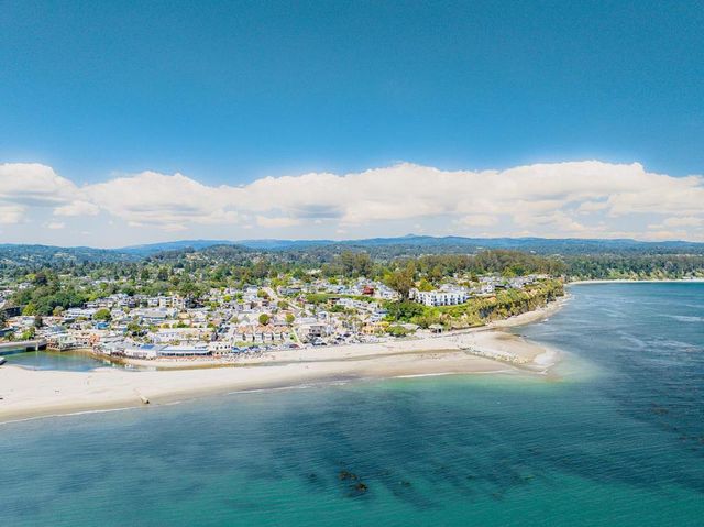 533 Riverview Drive, Capitola, CA 95010