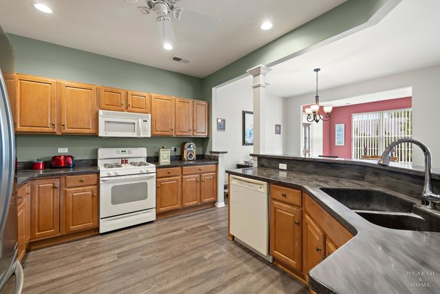 11848 Chatfield Crossing, Huntley, IL 60142